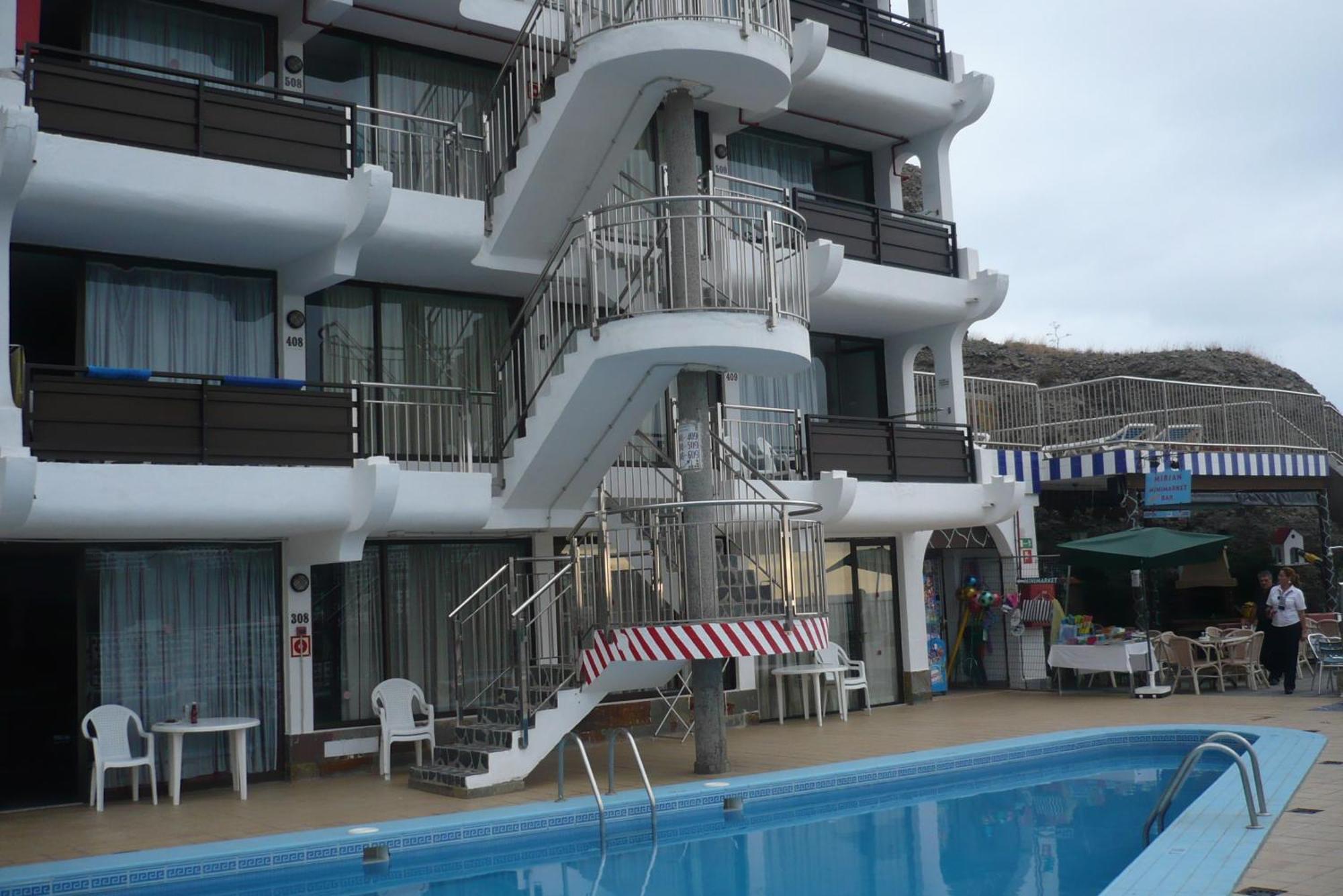 Apartamentos Miriam Πουέρτο Ρίκο Εξωτερικό φωτογραφία